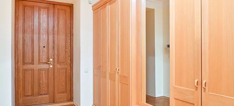 Prehung Wood Interior Doors in Richmond West, FL